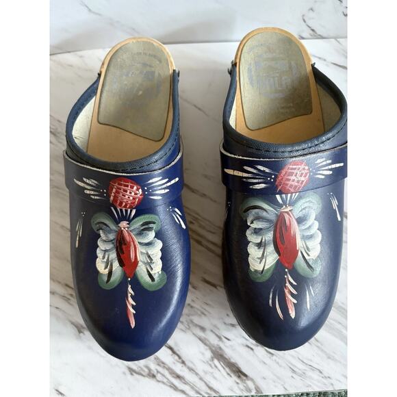 Swedish Dala Hand-painted Wooden Clogs 37 / US 6.5 - Blue Holiday Cabincore Shoe - Picture 4 of 9